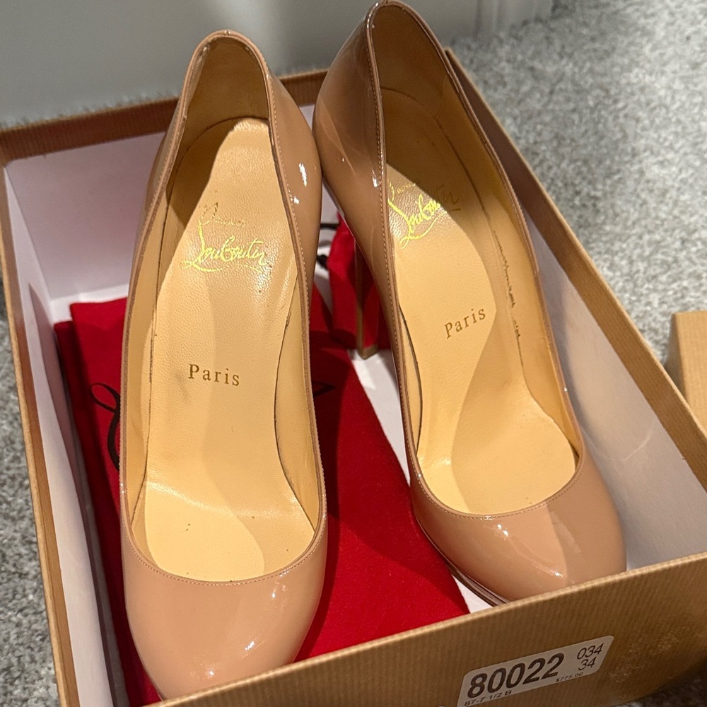 Christian Louboutin Pumps - Picture 9 of 10